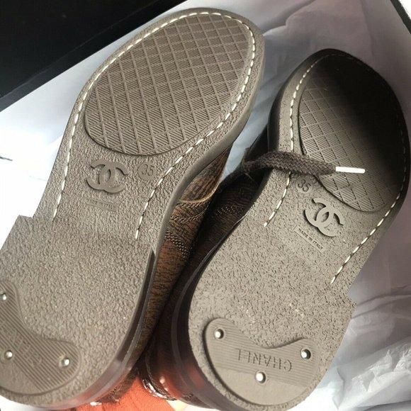 New Auth Chanel Combat Lace Up Ankle Short Boots - Picture 5 of 6